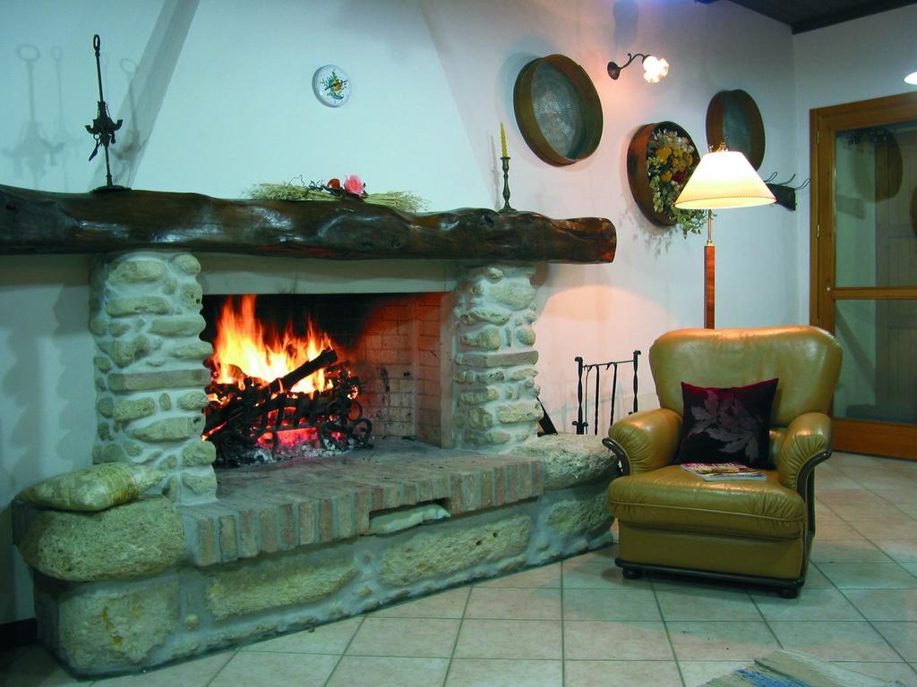 Agriturismo Ca'De'Gatti Faenza Buitenkant foto